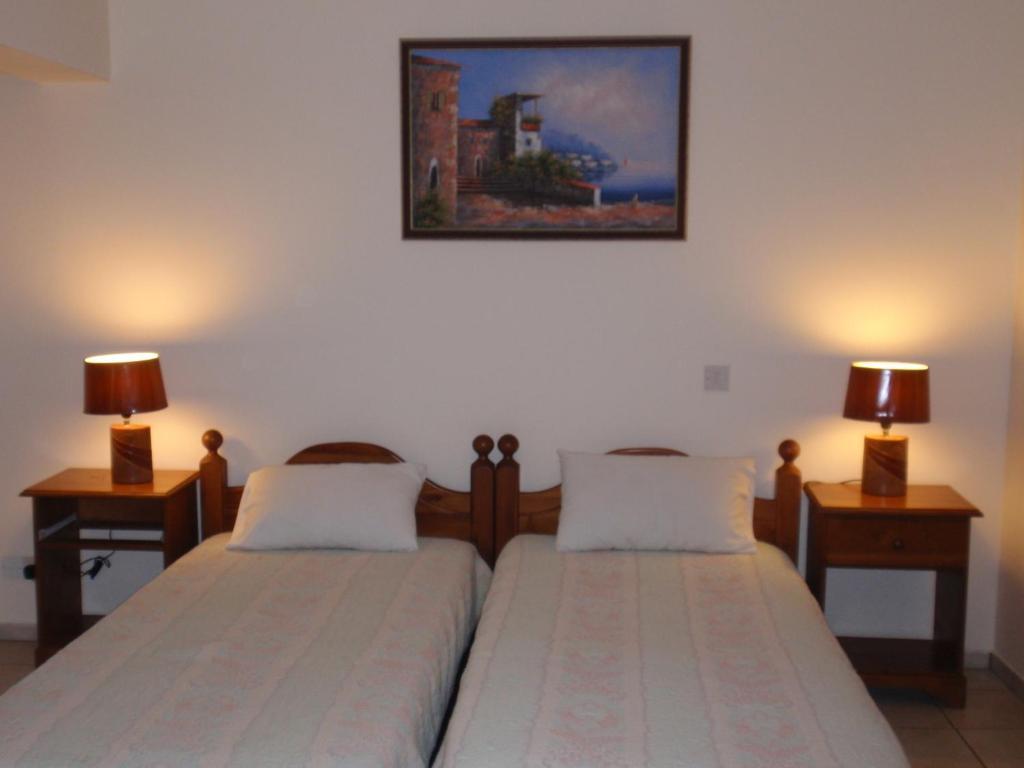 Palm Sea Beach Hotel Apartments Ларнака Экстерьер фото