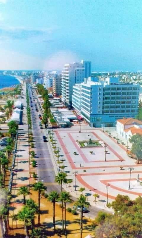 Palm Sea Beach Hotel Apartments Ларнака Экстерьер фото
